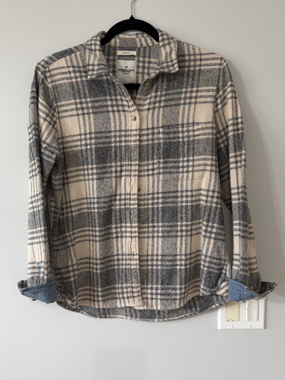 🤍 American Eagle Plaid Flannel Shirt – Slim Fit | Size L 100% Cotton